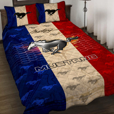 Sensational Stang Art Quilt Bedding Set